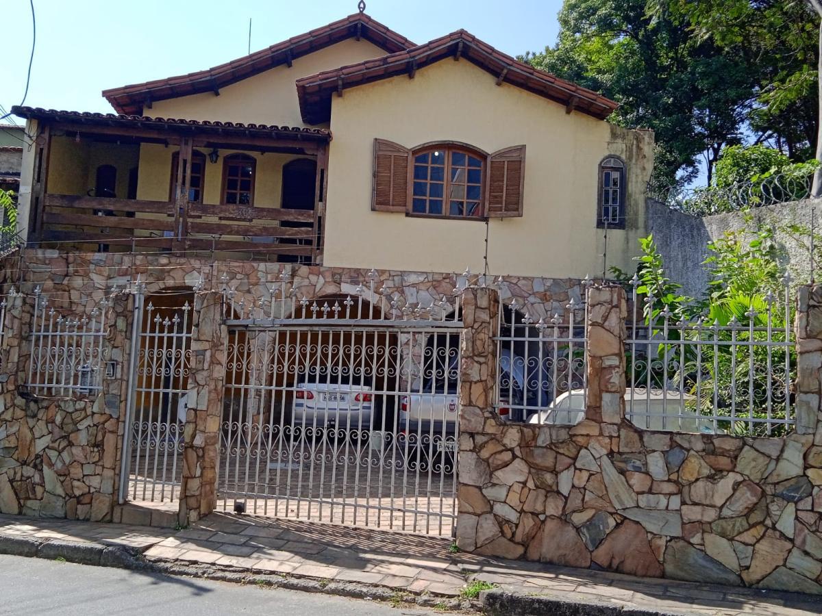 Casa à venda - Barreiro, 6 quartos - Belo Horizonte