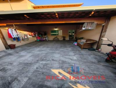 Casa para Venda, em Ibirit�, bairro Guanabara, 3 dormit�rios, 2 banheiros, 2 vagas